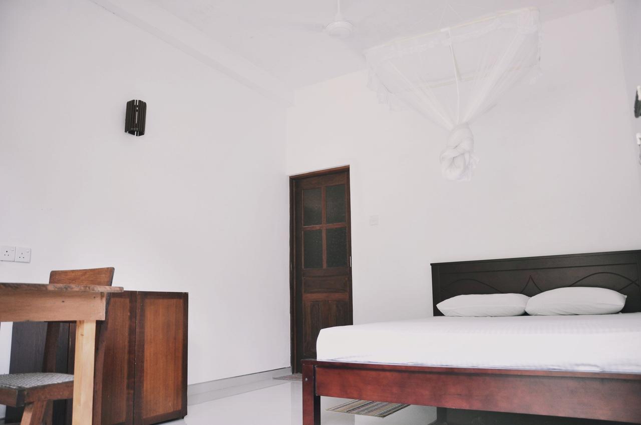 Medawatta Villa Mirissa Exterior photo